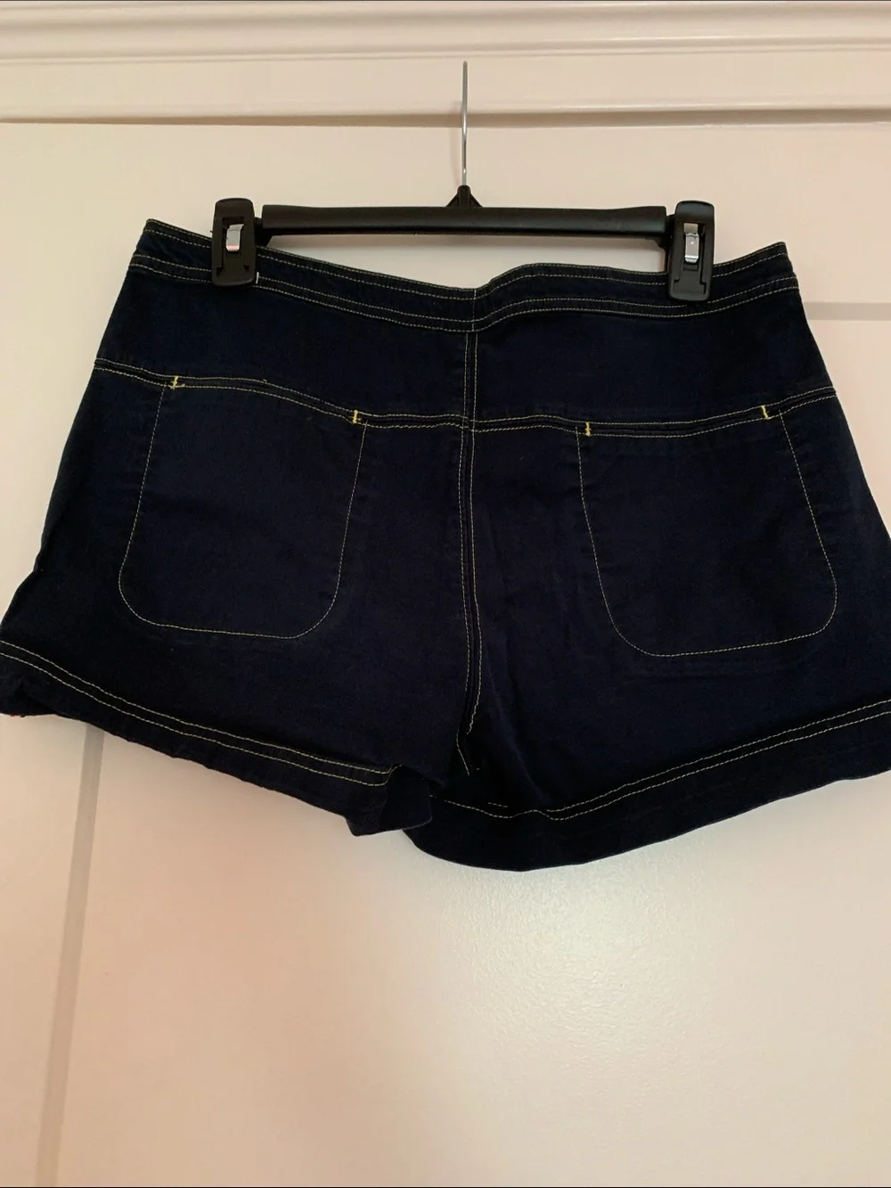 Nike Women's Navy Athletic Shorts with Contrast Stitching